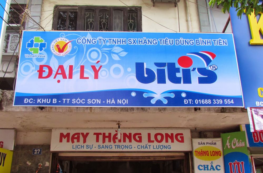 in poster quảng cáo bạt hiflex