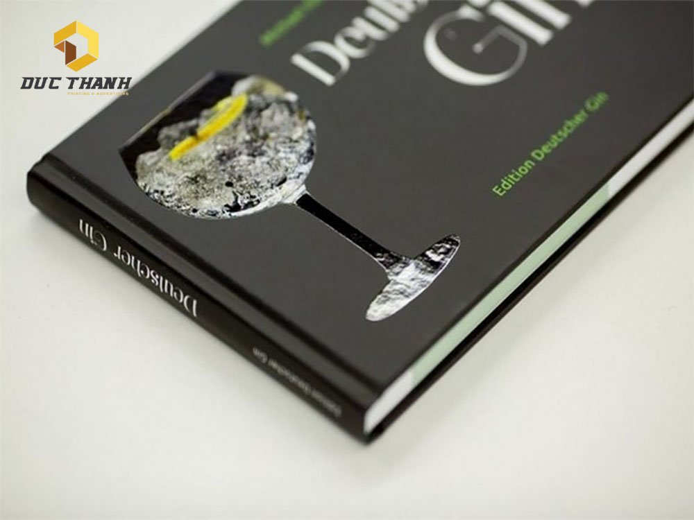 Lưu ý khi in catalogue bìa cứng