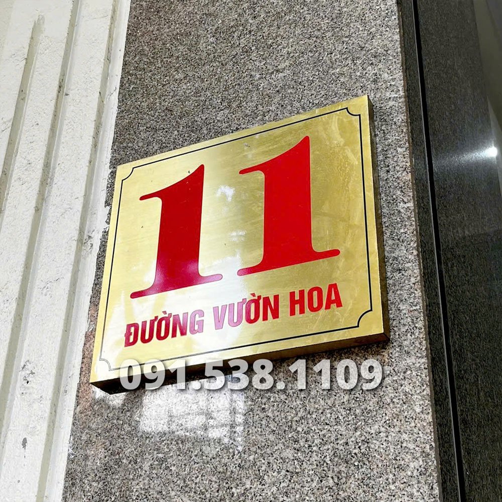 Ứng dụng của biển hiệu inox ăn mòn sơn màu